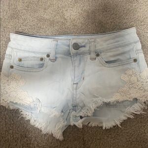 American Eagle light wash shorts
